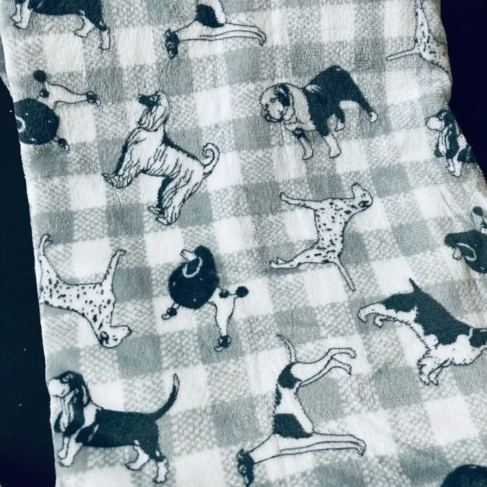 NWT Adirondack Dog Gray Check Plush Sherpa Throw Blanket